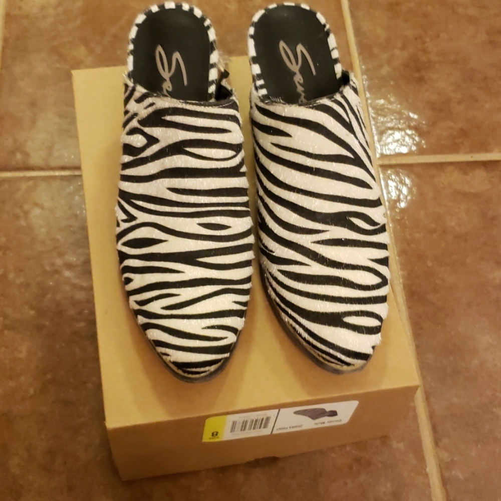 Seven 7 SHOES